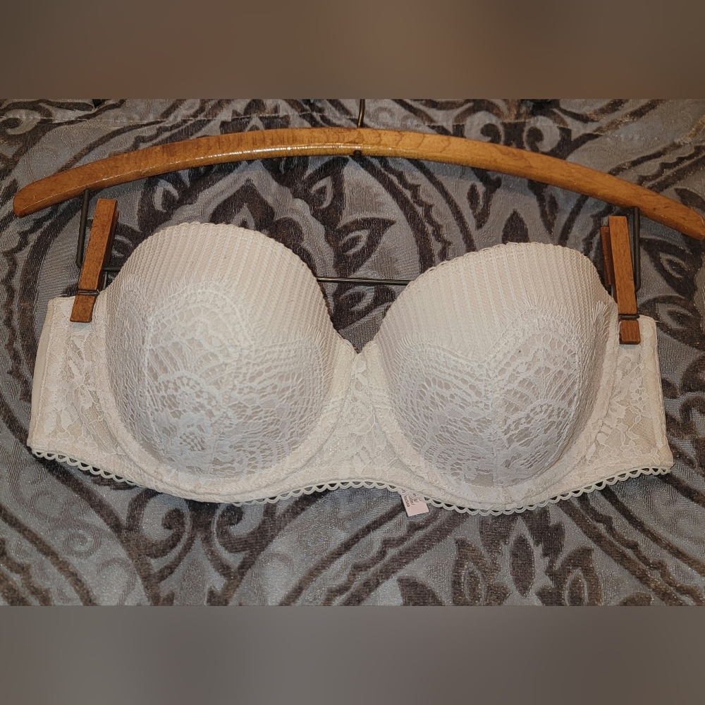 Victoria's Secret White Lace Bra Full Coverage